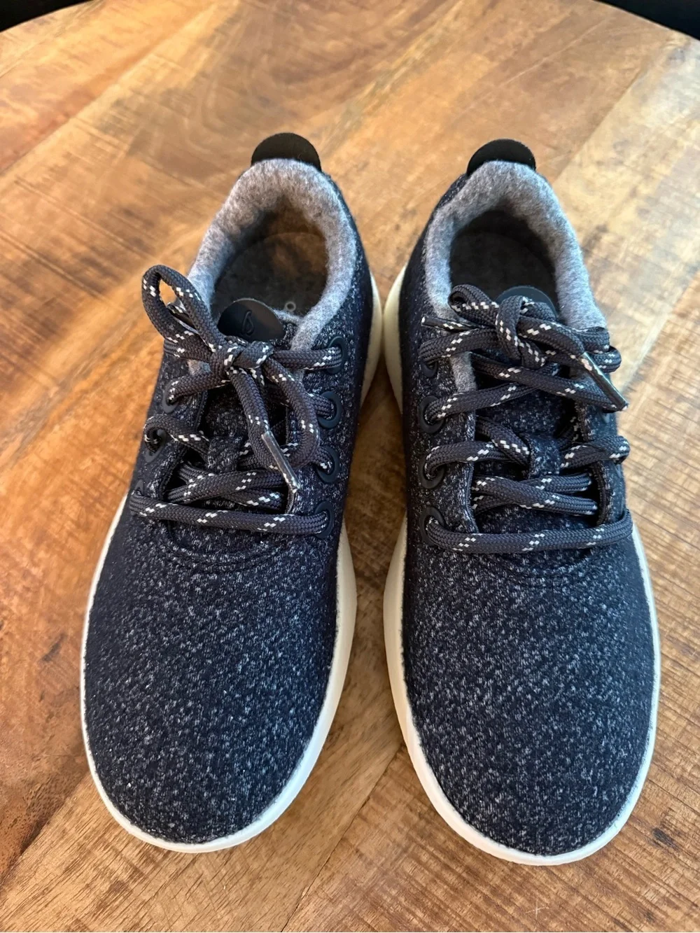 Allbirds Wool Runner Mizzles Dark Grey Water-Repellent Sneakers Women’s 6 NWOT